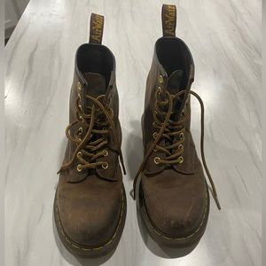 Dr. Martens Lace Up Boots | Mens 6